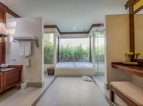 Курорт Nora Beach Resort and Spa