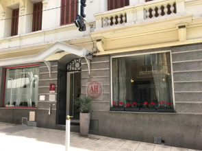 Azur Hotel