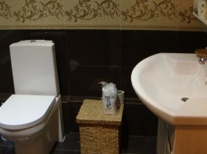 Na 1-Oj Nikitinskoj Apartments