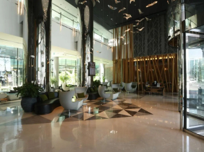 Al Khoory Sky Garden Hotel