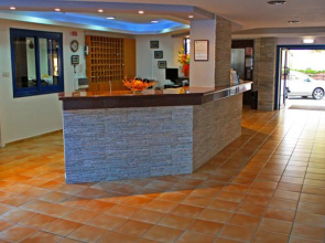 Myro Androu Hotel Apts