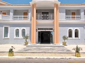 Meridien Beach Hotel