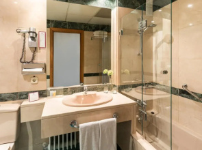 Hotel Acta Piramides