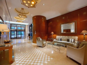 Grand Hyatt Residence