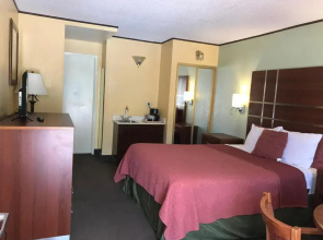 Western Holiday Lodge Three Rivers