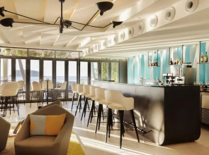 Отель The Boathouse Phuket