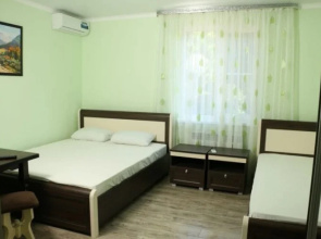 Loo Village Guest House