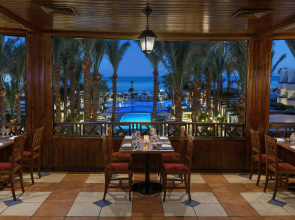 Jaz Fanara Resort & Residence