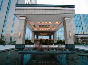Huajin International Hotel