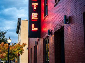 The Hotel Melrose
