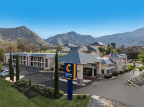Comfort Inn & Suites Sequoia/Kings Canyon