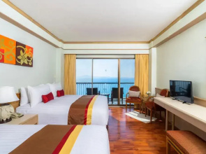 Cosy Beach Hotel