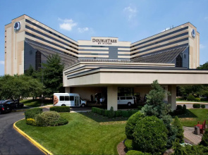 DoubleTree by Hilton Hotel Newark Airport