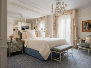 Отель Four Seasons George V