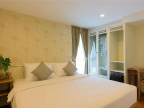 Sabai Sathorn Service Apartment