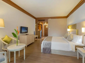 Отель Best Western Premier Bangtao Beach Resort and Spa