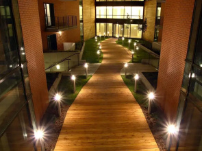 Red Diamond Apartment