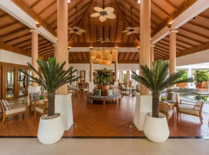 Naithonburi Beach Resort
