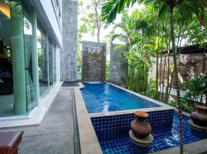 Peach Blossom Resort & Pool Villa