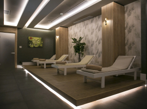 Отель Sailor's Beach Club