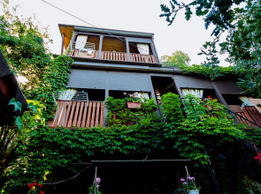 Garmoniya Guest House