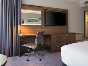 DoubleTree by Hilton Edinburgh Airport