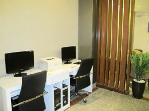 Central Park Saigon Hotel