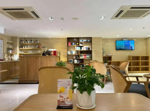 Adora Mira Hotel
