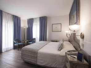 Amadeus Hotel