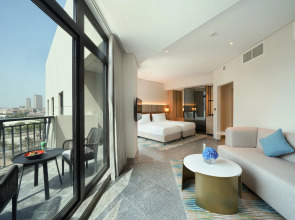 Отель Arabian Park Dubai, an Edge by Rotana Hotel