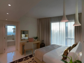 DAMAC Maison Canal Views