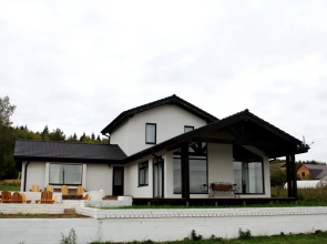 Usad'ba Gorki Village