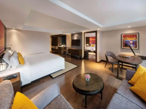 Отель Mercure Bangkok Sukhumvit 11
