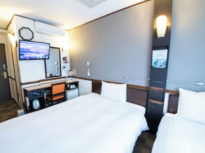 Toyoko Inn Shin Osaka Higashi Mikuni Station