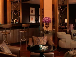 Отель Four Seasons Hotel Baku