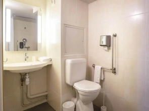 B&B HOTEL Avignon (1)