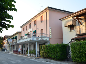 Hotel Benaco Bee Free