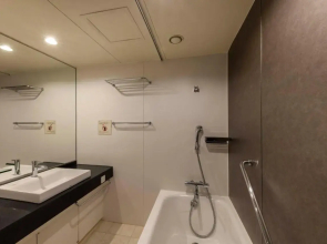 RIHGA Royal Hotel Osaka, Vignette Collection by IHG