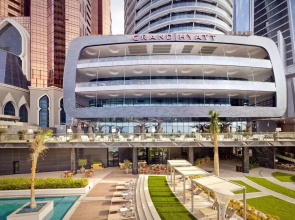 Grand Hyatt Abu Dhabi Hotel And Residences Emirates Pearl