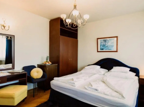 Korona Pension Restaurant