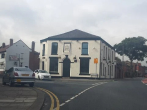 The Kings Arms Hotel