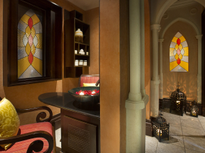 Отель Al Habtoor Grand Resort Autograph Collection