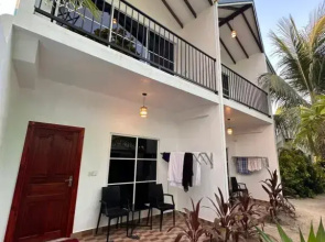 Thoddoo Island Life Guest House