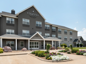Country Inn & Suites by Radisson, Pella, IA