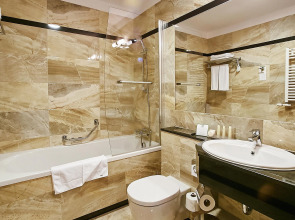 Holiday Inn Krakow City Centre by IHG