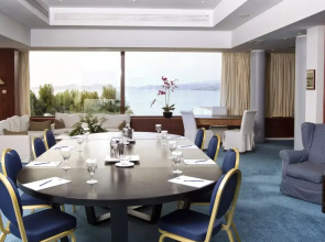 Grand Resort Lagonissi
