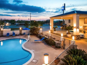 Best Western George West Executive Inn