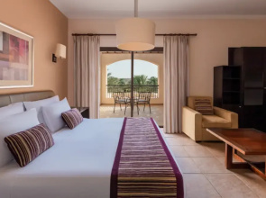 Отель JAZ Neo Saraya Palms