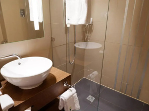 AC Hotel by Marriott Ambassadeur Antibes - Juan Les Pins
