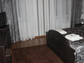 Kavkaz Hotel